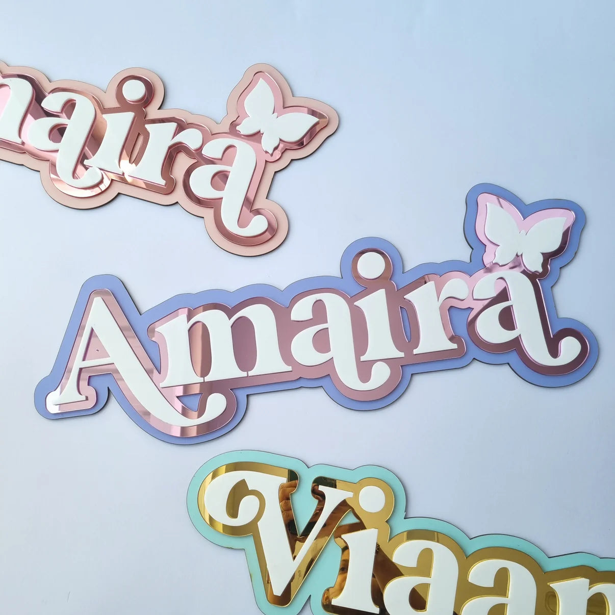3 LAYER NAMEPLAQUE WITH MOTIF