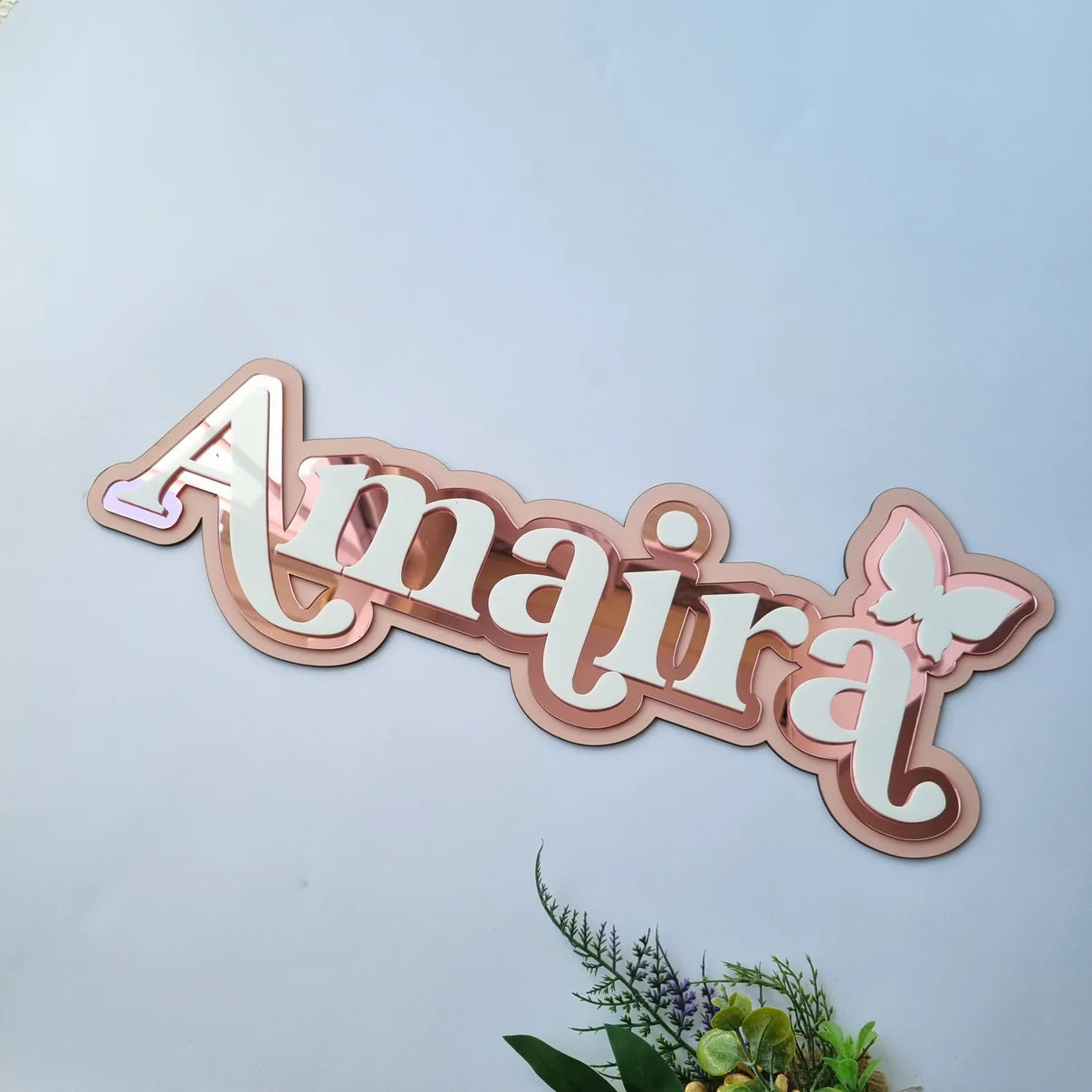 3 LAYER NAMEPLAQUE WITH MOTIF