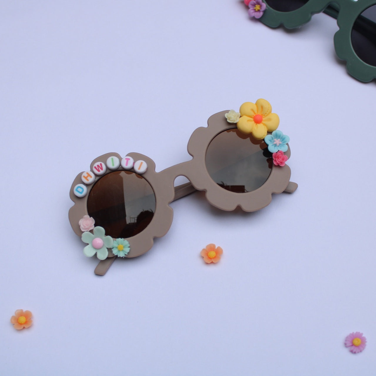 PERSONALISED GARLAND SUNGLASSES