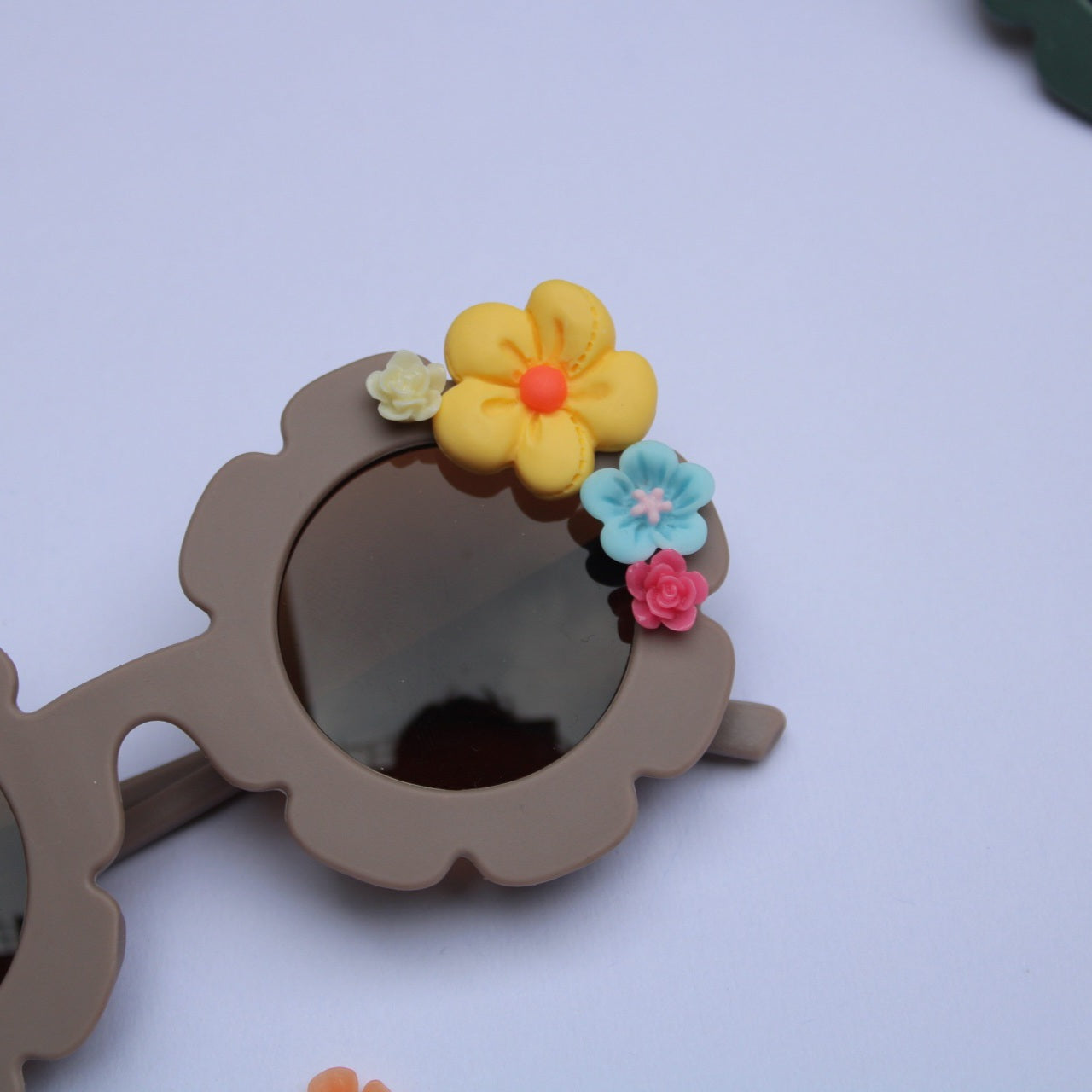 PERSONALISED GARLAND SUNGLASSES