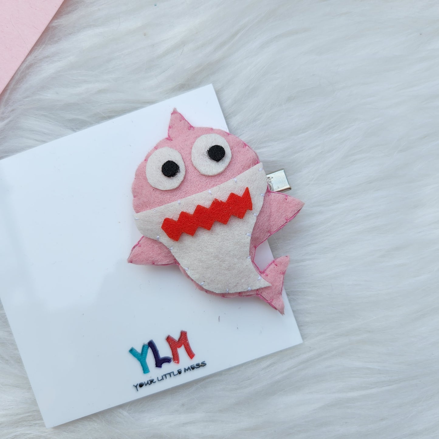BABY SHARK HAIRCLIP