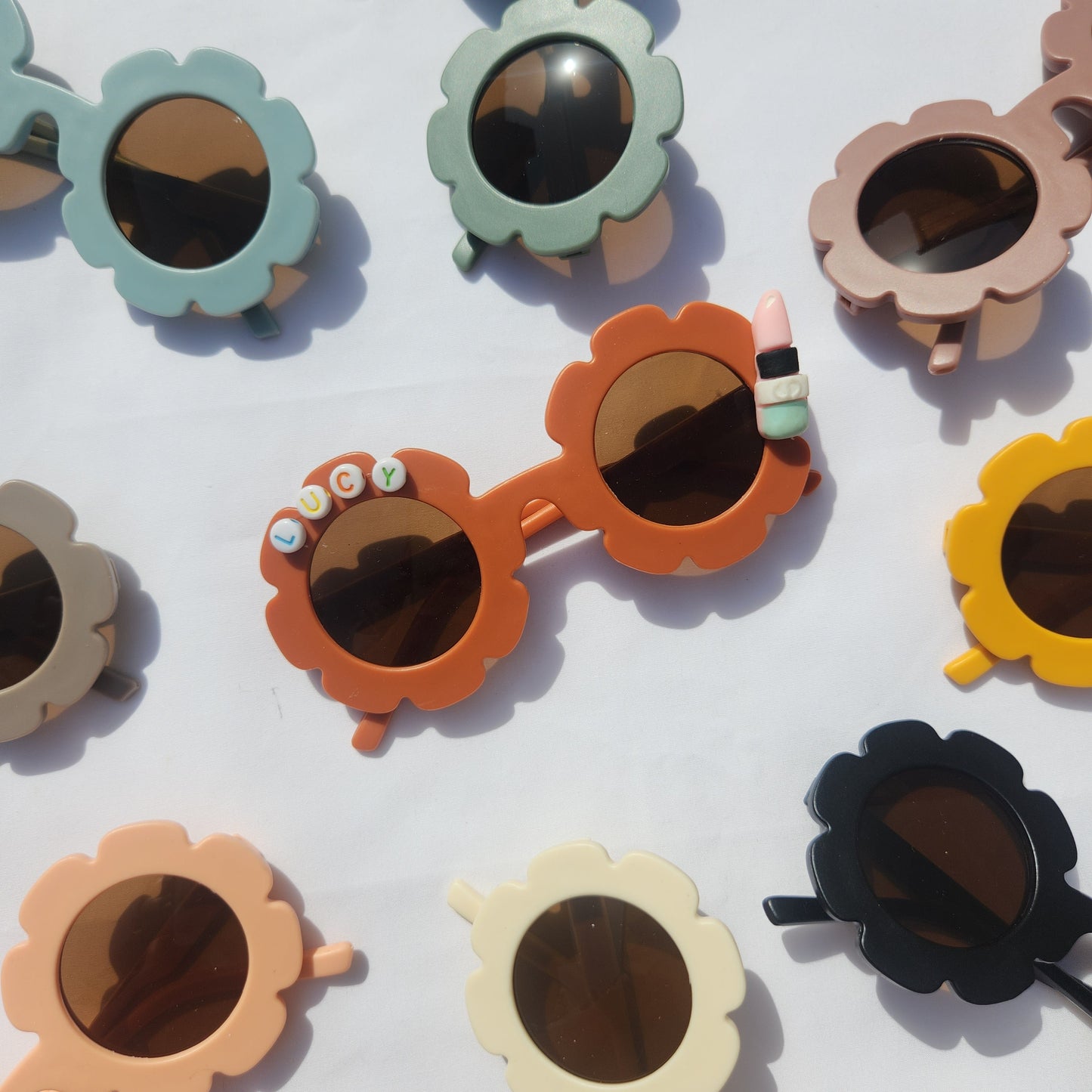 PERSONALISED SUNGLASSES - LIPSTICK