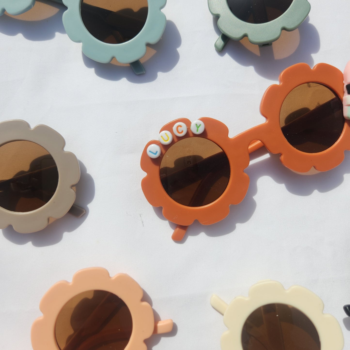 PERSONALISED SUNGLASSES - LIPSTICK