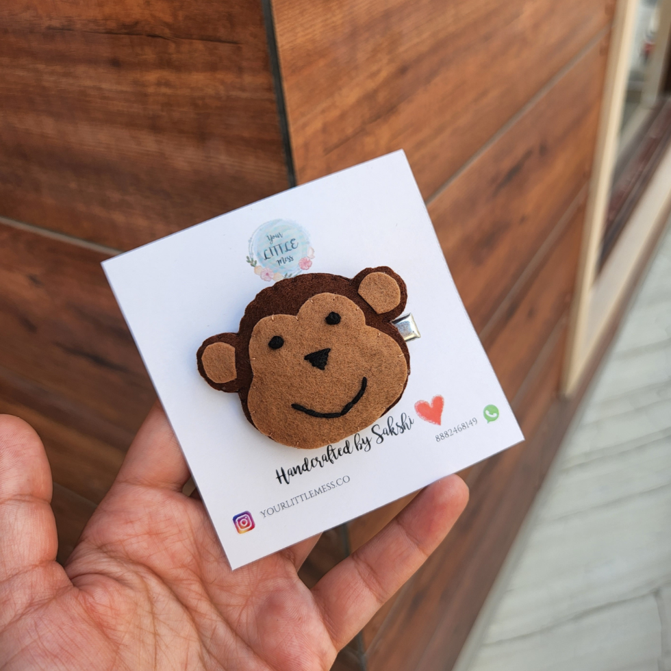 MONKEY HAIRCLIP
