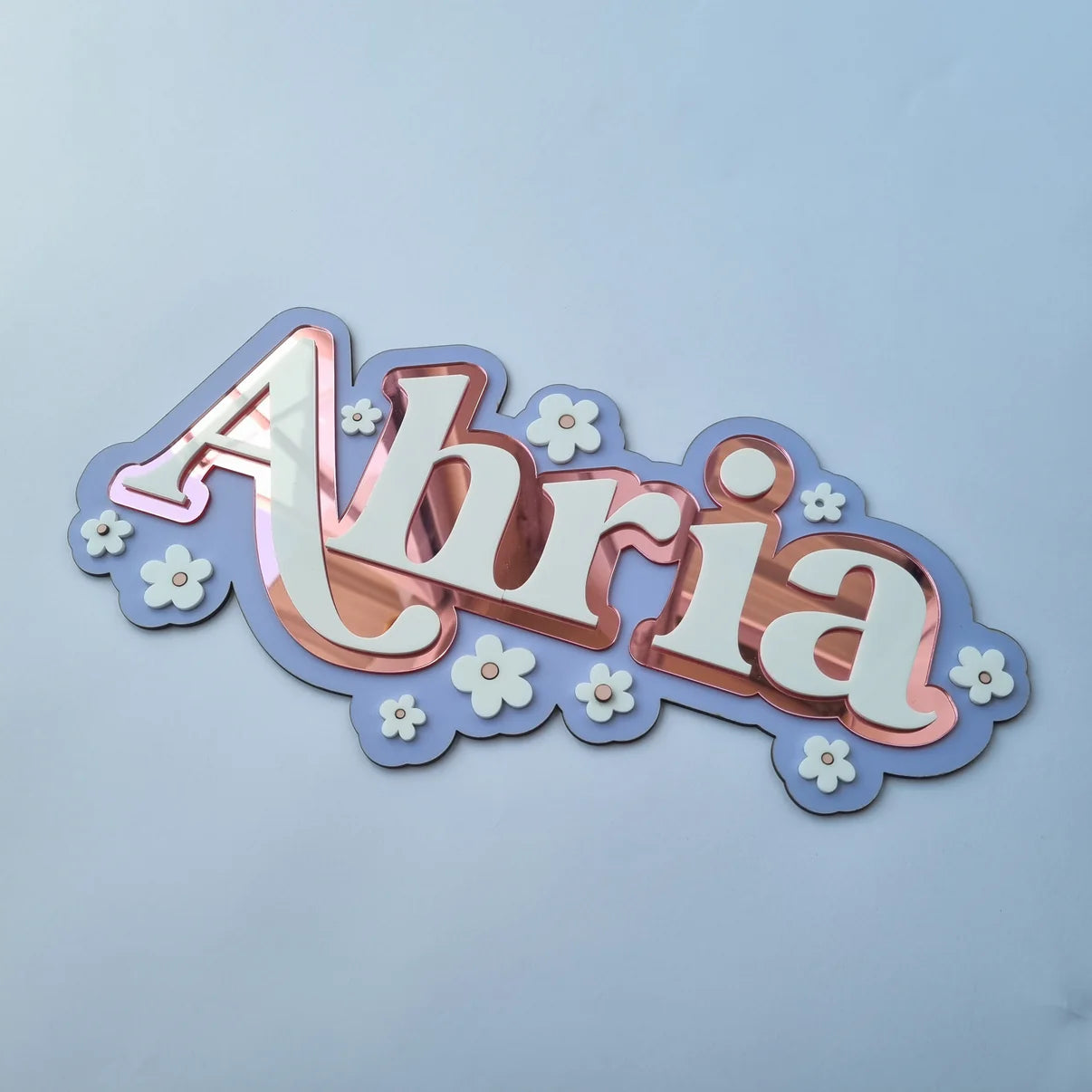 3 LAYER NAMEPLAQUE WITH DAISY